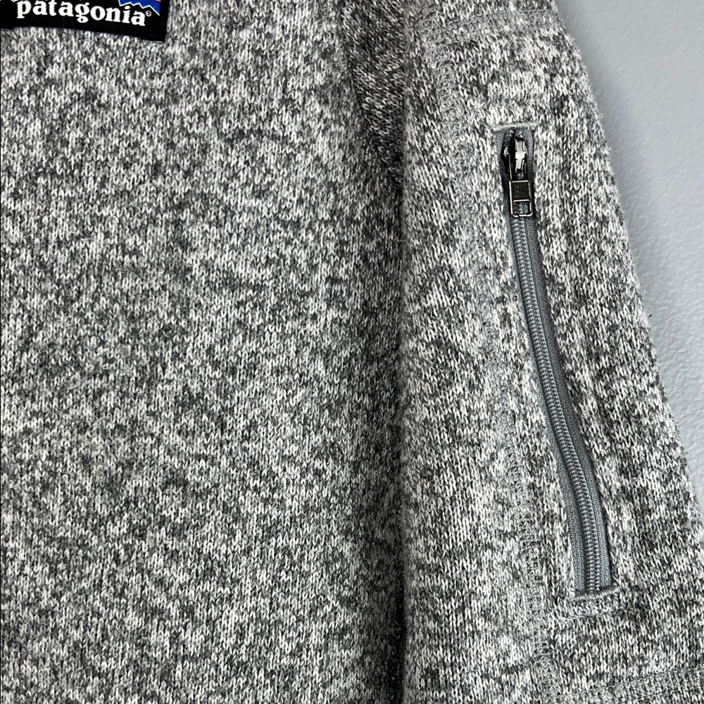 Patagonia Women's Gray V-Neck Sweater - Picture 4 of 9
